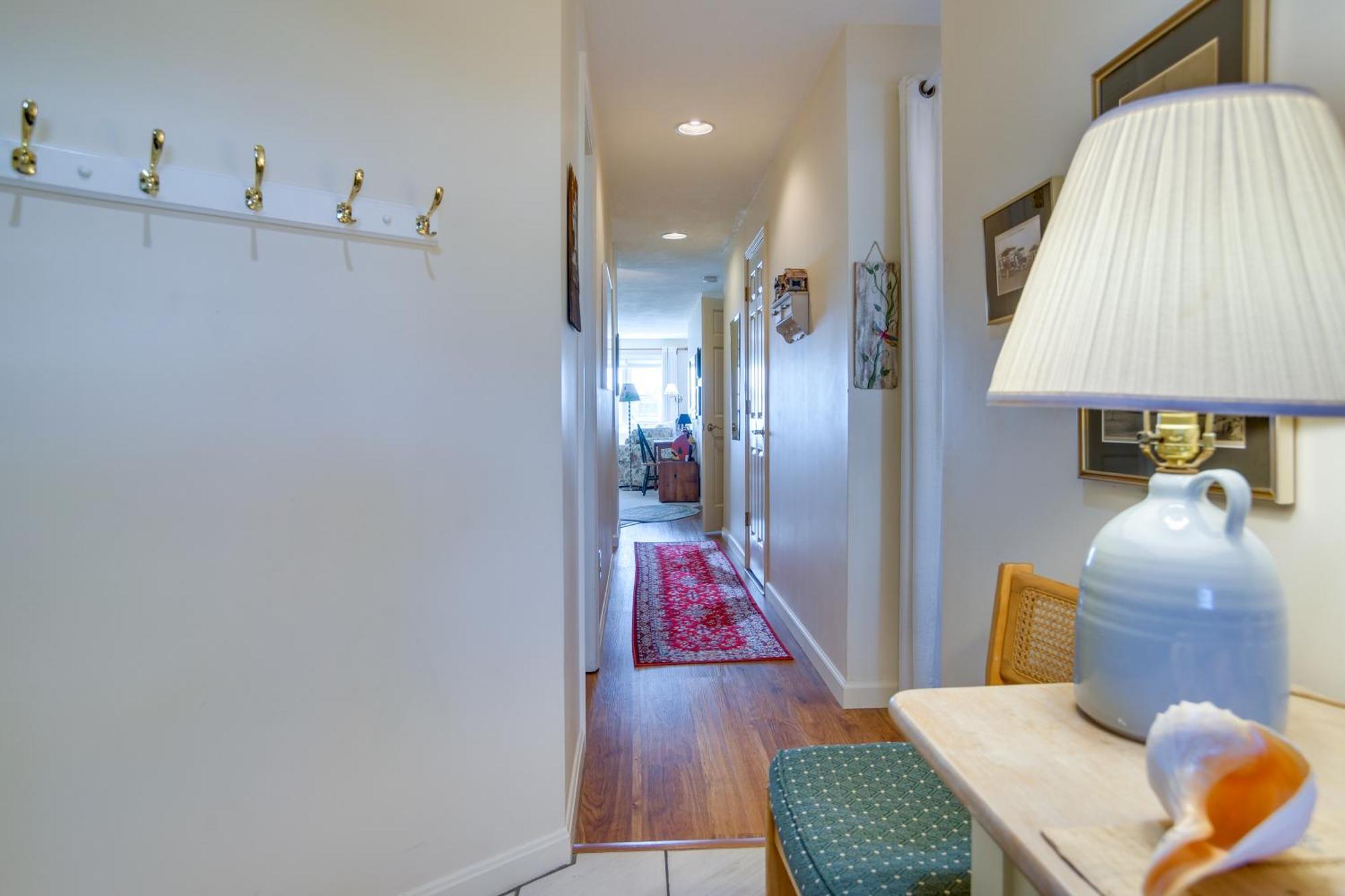 Breezy Oak Bluffs Condo - Steps To Inkwell Beach! Ngoại thất bức ảnh